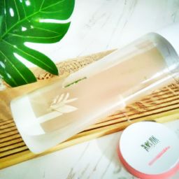 <strong>美容</strong>護(hù)膚品有哪些及<strong>美容</strong>護(hù)膚品種類(lèi)解析：了解如何選擇適合自己的護(hù)膚產(chǎn)品